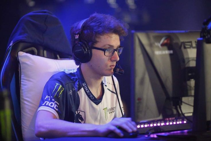 Perjalanan Karir miracle- Pemain Terbaik Dota2